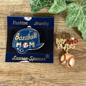 New Enamel Baseball Mom And My Kid Plays Baseball Pin Brooch, One For Mom & Dad